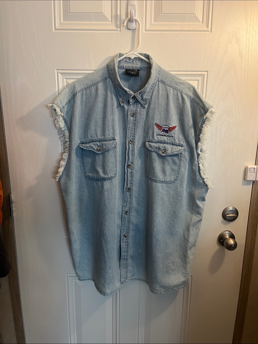 Light Blue Denim Sleeveless Button-Down Shirt Or Vest Size XL